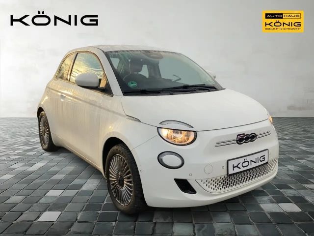 Fiat 500e Automatik, Carplay