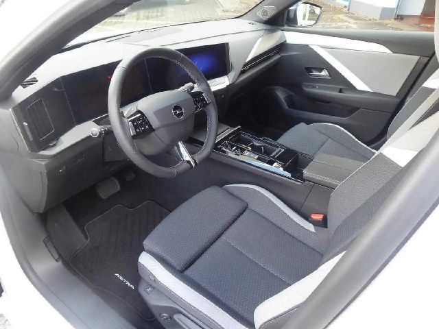 Opel Astra Edition Sports Tourer