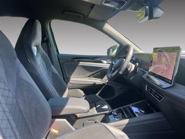 Volkswagen Tiguan Tiguan 2.0 TDI 4Motion R-Line AHK Black Style