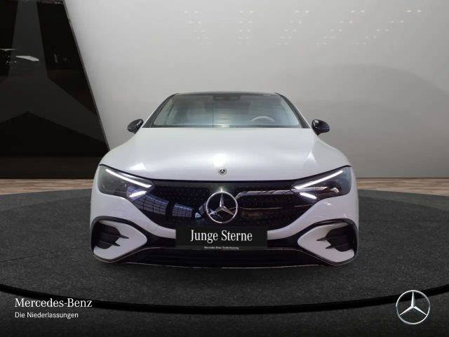 Mercedes-Benz EQE 350 AMG Line Sedan