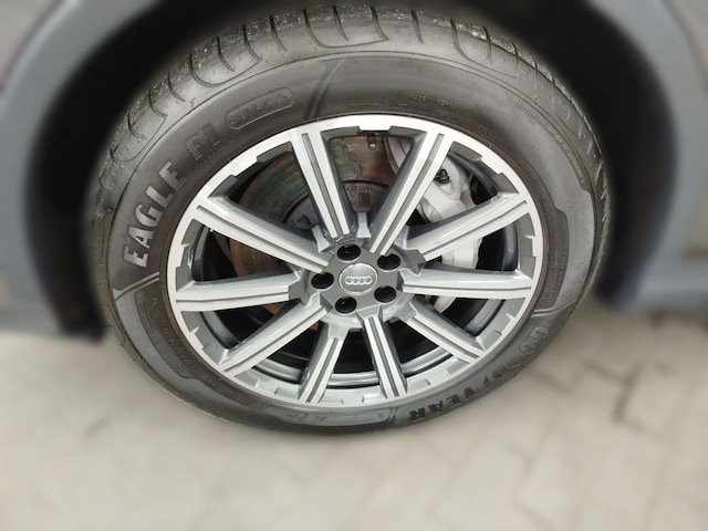 Audi Q7 55 TFSI Hybride Quattro