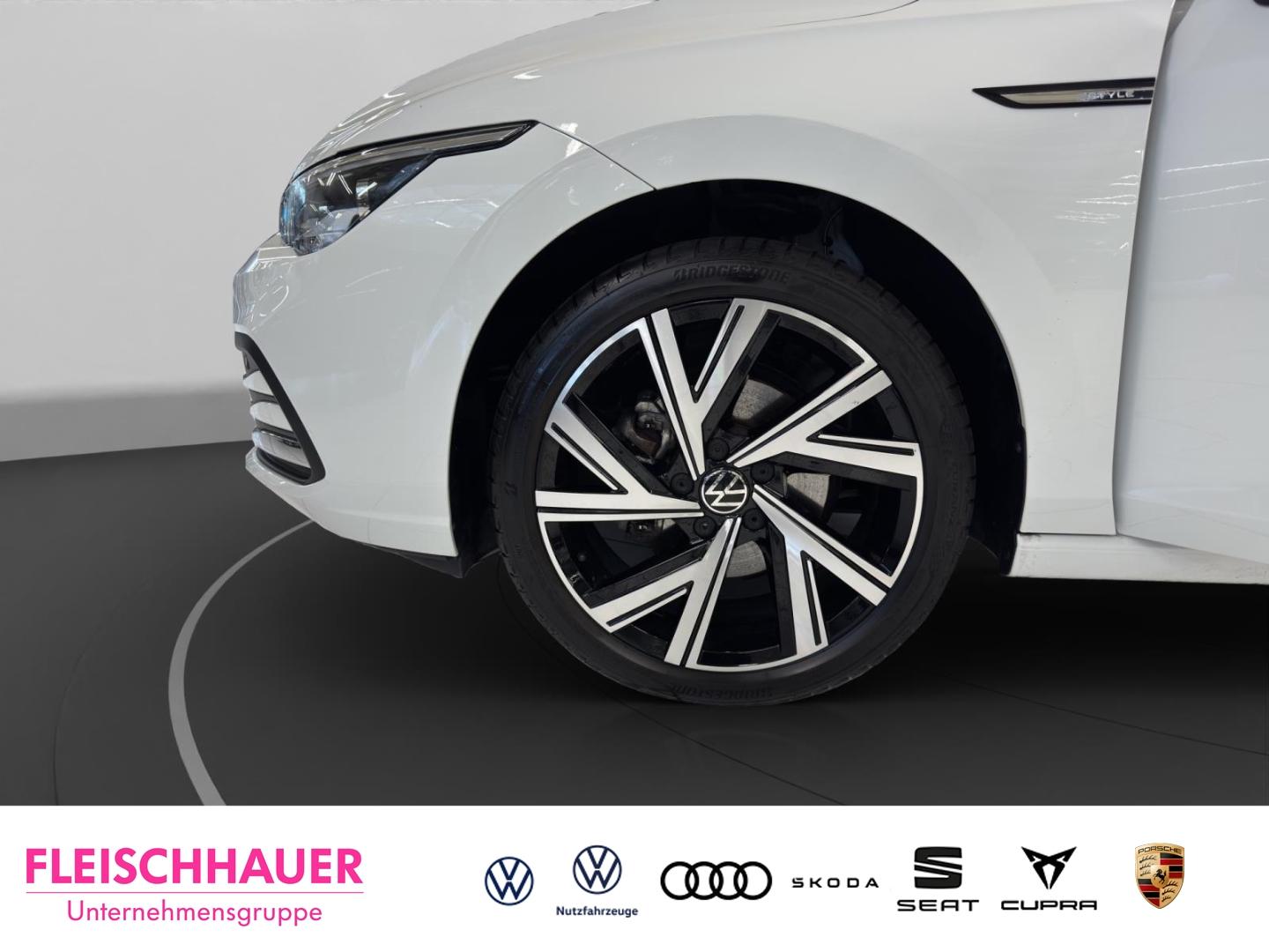 Volkswagen Golf 1.5 eTSI Golf VIII Style