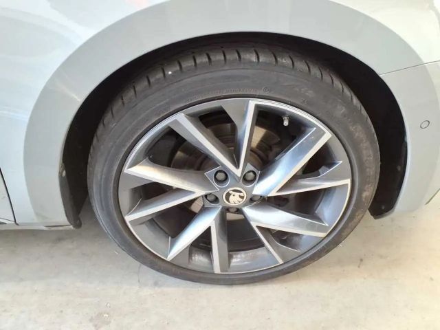 Skoda Superb 4x4 Combi Sportline