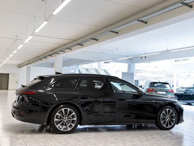 Audi A6 Avant Quattro S-Tronic