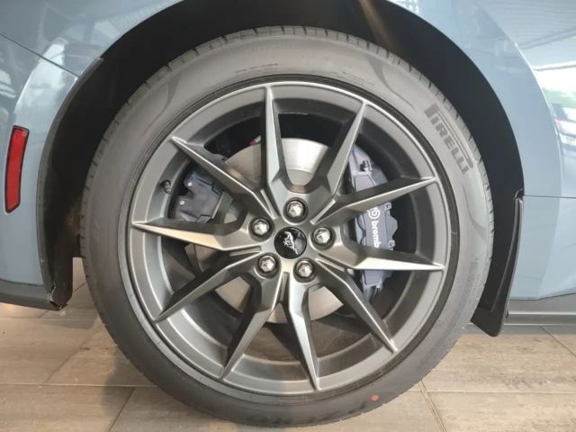 Ford Mustang Fastback GT 5.0 V8