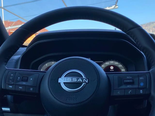 Nissan Qashqai AWD DIG-T Tekna