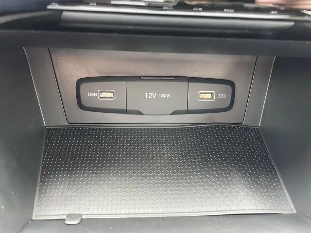 Hyundai Tucson 2WD Hybrid Select
