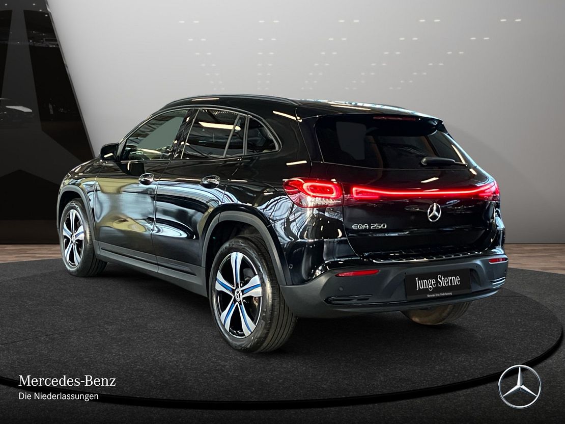 Mercedes-Benz EQA 250