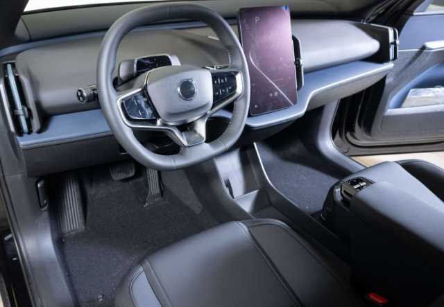 Volvo EX30 Plus Single motor