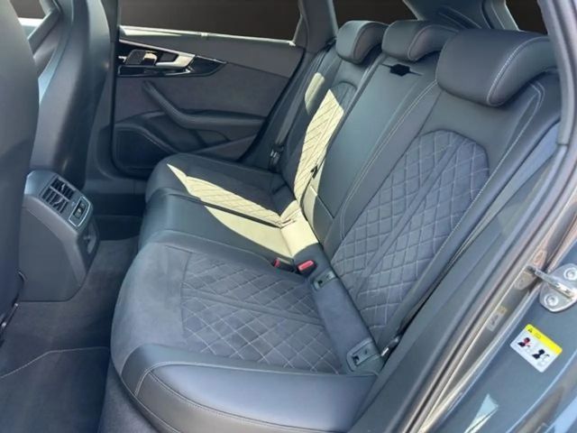 Audi S4 Avant Quattro