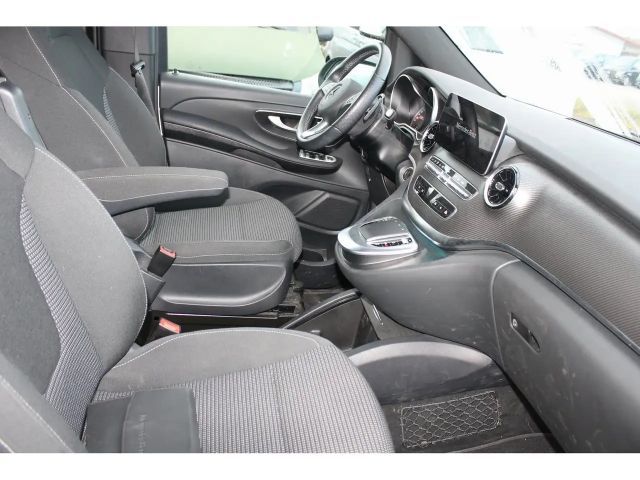 Mercedes-Benz V 300 4MATIC AMG Line V 300 d