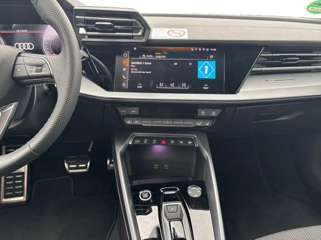 Audi A3 35 TFSI S-Line Sedan Sportback