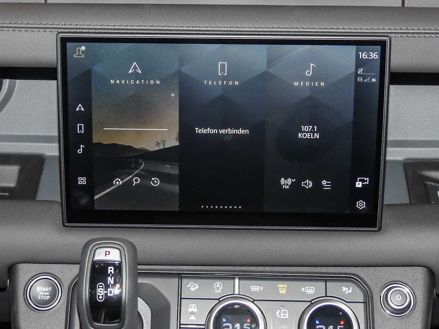 Land Rover Defender 90 Dynamic SE