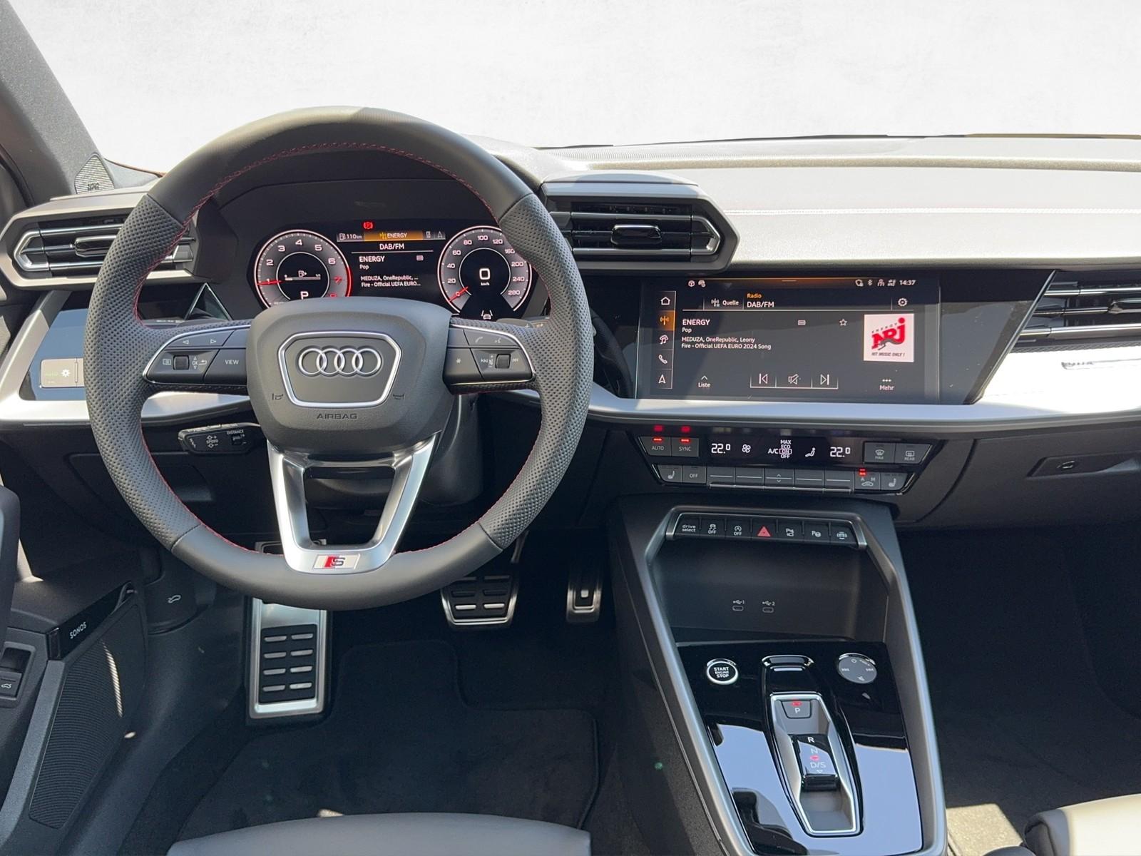 Audi A3 35 TFSI S-Line S-Tronic Sedan Sportback