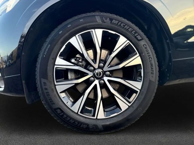 Volvo XC60 AWD Dark Plus