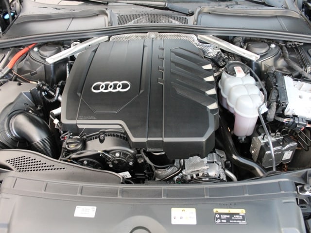 Audi A4 45 TFSI Avant Quattro S-Line S-Tronic