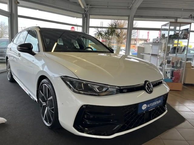 Volkswagen Passat IQ.Drive R-Line Variant