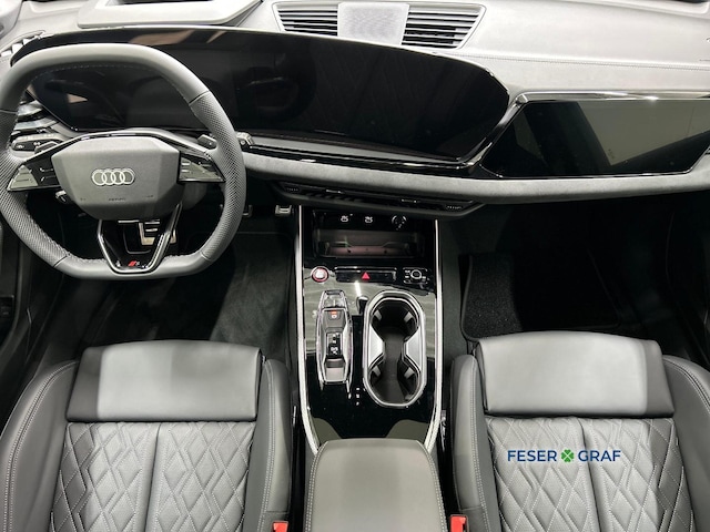 Audi A6 Avant Quattro S-Tronic