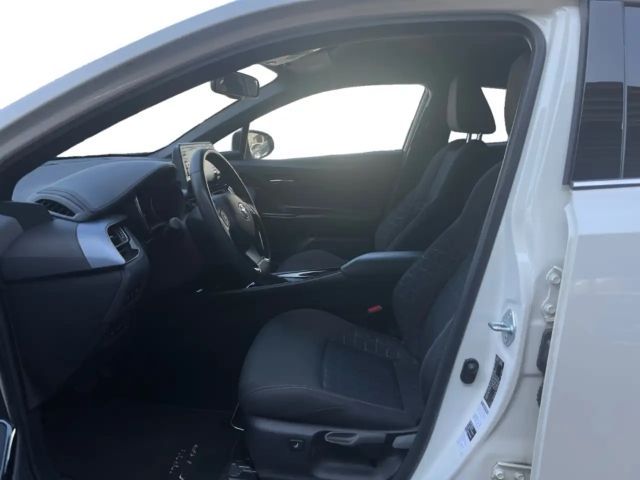 Toyota C-HR Hybride Team D