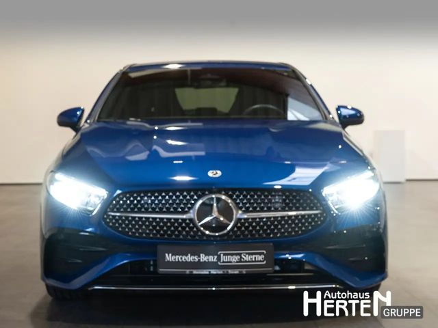 Mercedes-Benz A 180 AMG Line