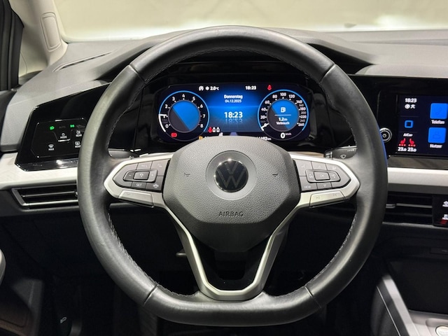 Volkswagen Golf 1.0 TSI Life Variant