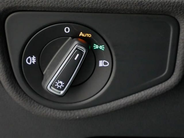 Volkswagen Touran 1.5 TSI DSG R-Line