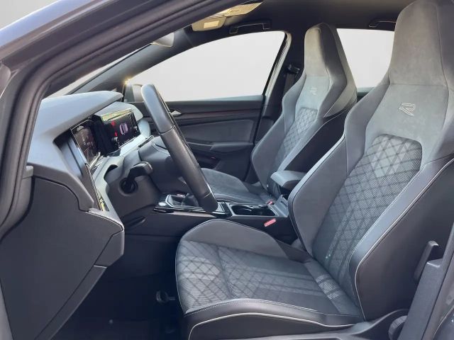 Volkswagen Golf 1.5 TSI Golf VIII R-Line