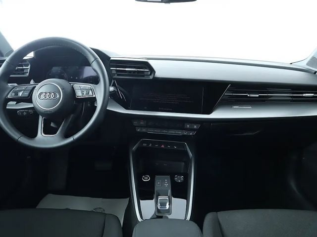 Audi A3 40 TFSI Hybride Sedan