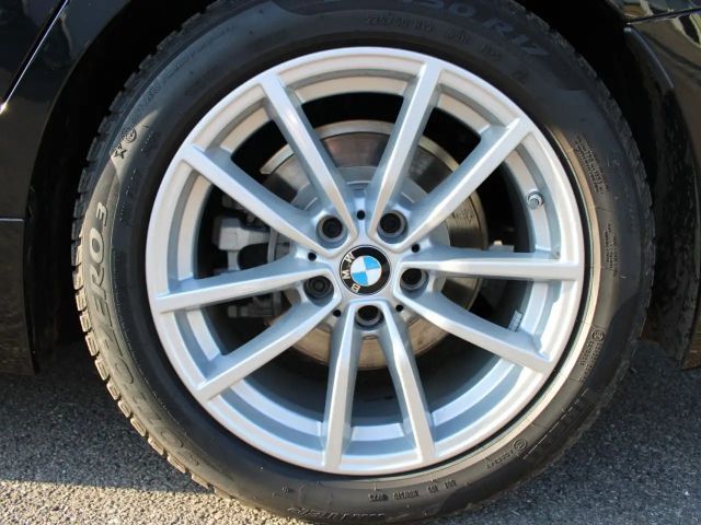 BMW 320 320i M-Sport Touring