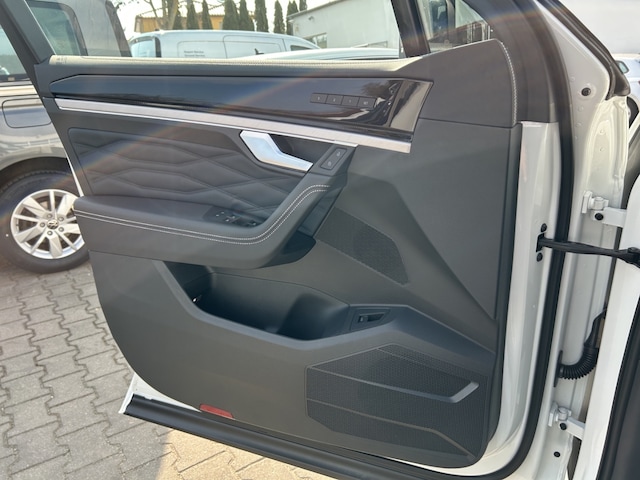 Volkswagen Touareg 4Motion IQ.Drive R-Line