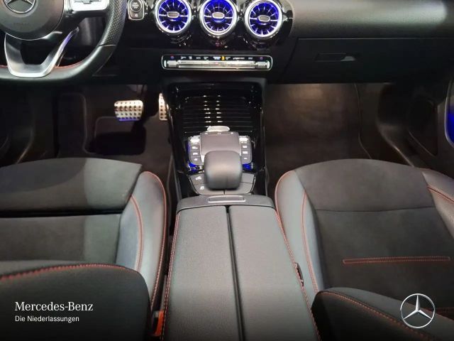 Mercedes-Benz A 35 AMG 4MATIC AMG Line