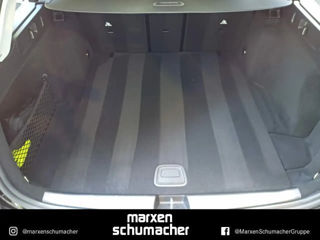 Mercedes-Benz C 180 AVANTGARDE Estate