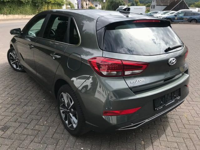 Hyundai i30 Hybrid Prime
