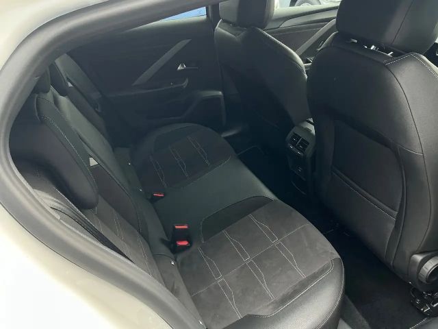 Opel Astra 1.2 Turbo Turbo Ultimate