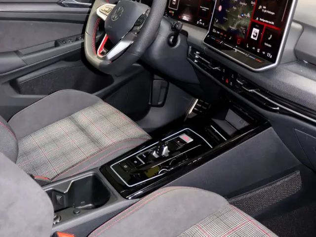 Volkswagen Golf 2.0 TSI DSG GTI