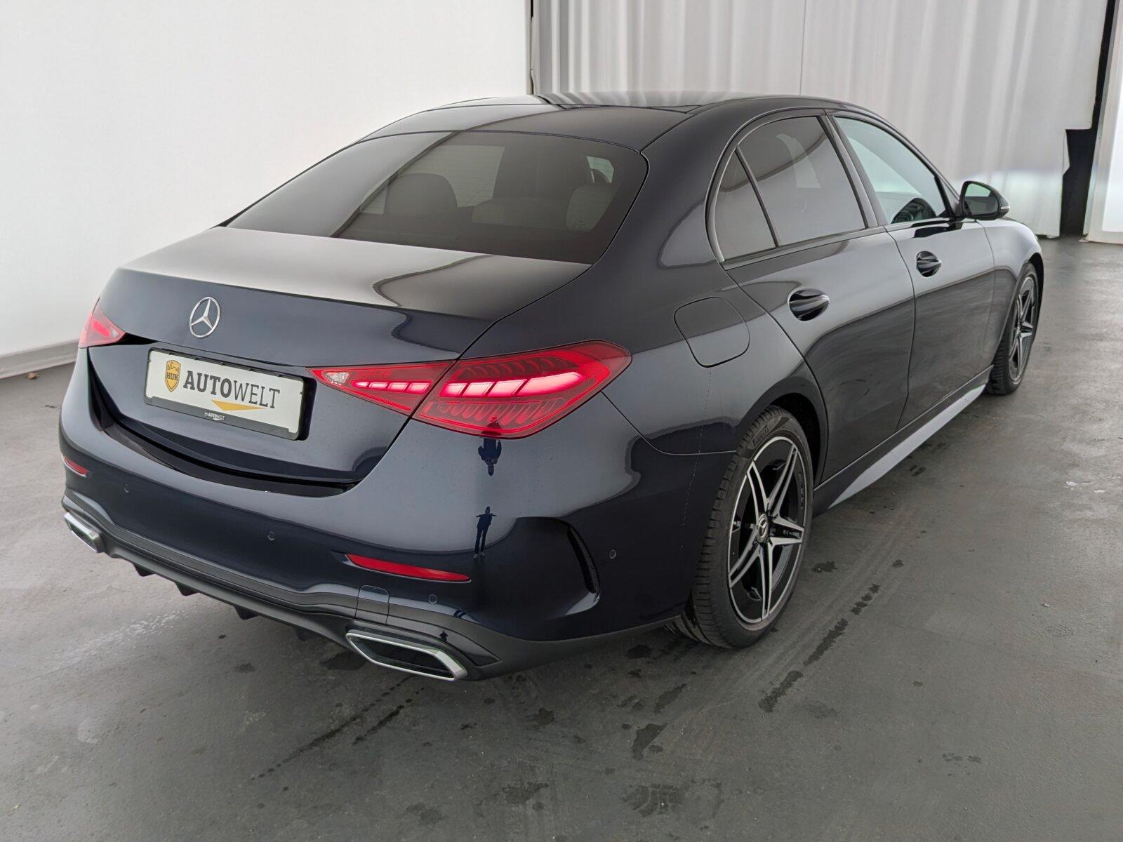 Mercedes-Benz C 200 4MATIC AMG Line Sedan