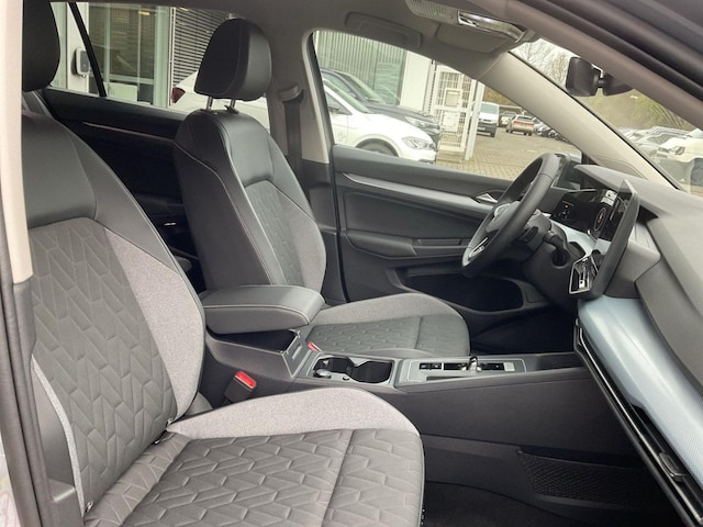 Volkswagen Golf 1.5 eTSI DSG Golf VIII