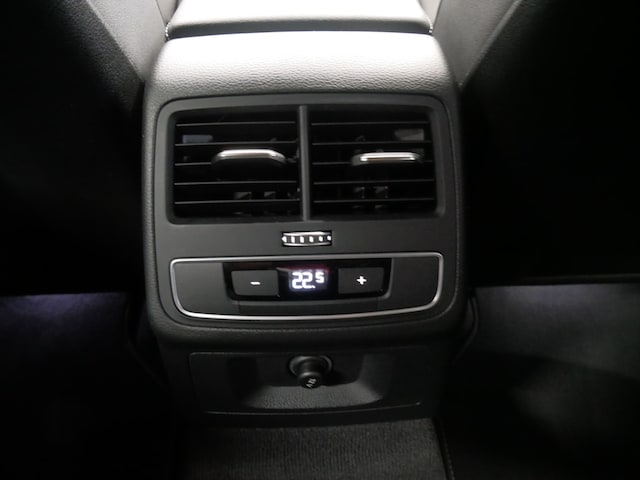 Audi A4 40 TDI Avant Quattro S-Line S-Tronic