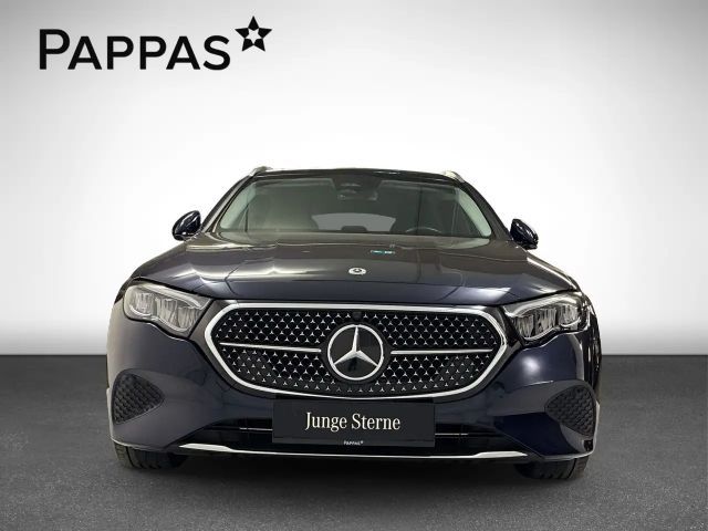 Mercedes-Benz E 220 4MATIC E 220 d Estate