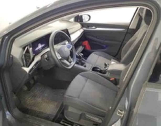 Volkswagen Golf Life Variant