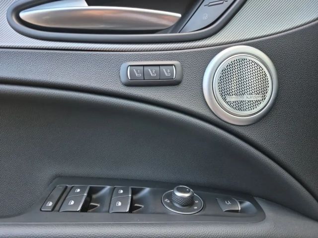 Alfa Romeo Stelvio Q4