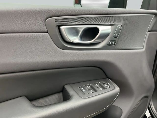 Volvo XC60 Dark Plus