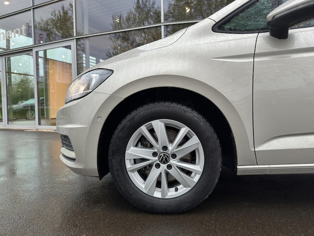 Volkswagen Touran 1.5 TSI DSG