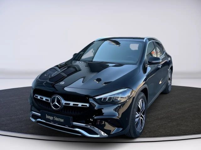 Mercedes-Benz GLA 180 Progressive