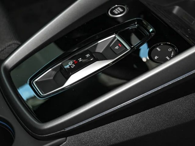 Audi A3 35 TFSI S-Line Sedan Sportback