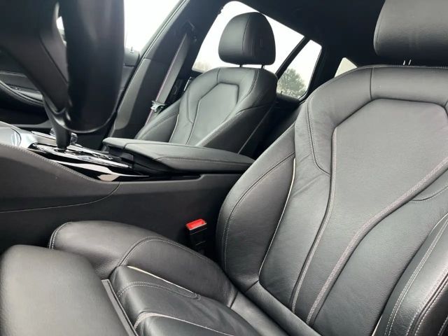 BMW 530 530d M-Sport Touring