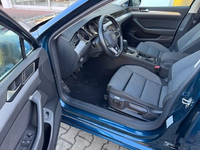 Volkswagen Passat 1.5 TSI Business DSG Variant