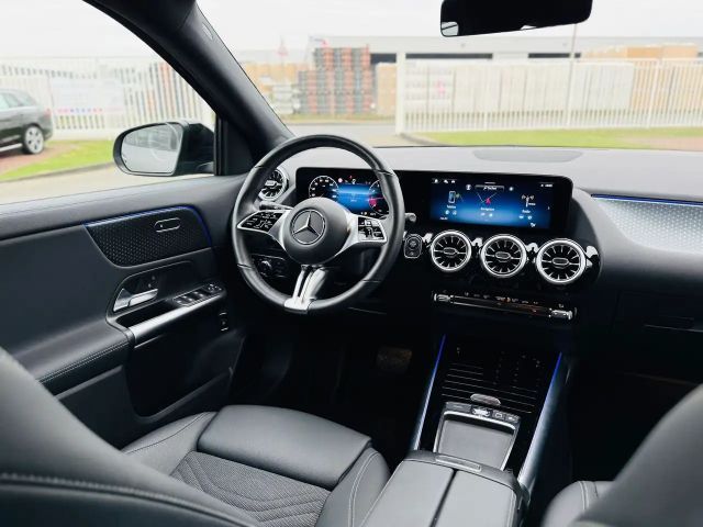 Mercedes-Benz GLA 180 Progressive