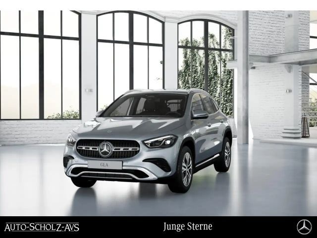 Mercedes-Benz GLA 200 Progressive