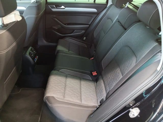 Volkswagen Passat Business DSG Variant